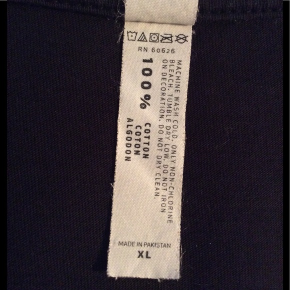 Penguins Hockey Club womens distressed top sz XL - Picture 6 of 6